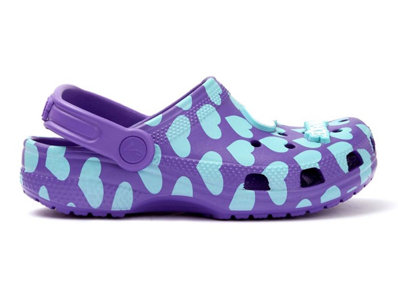 crocs classic clog awake ny purple junior – Crocs Sandals Collection for Comfort and Style
